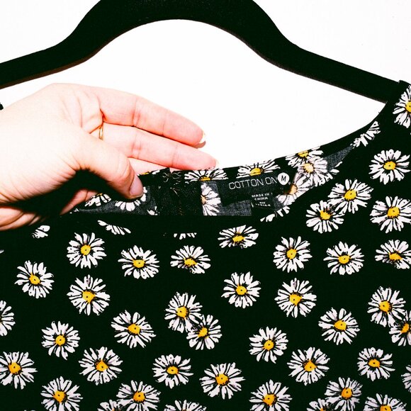 Cotton On Daisy Print Sleeveless Mini Dress - Picture 4 of 4